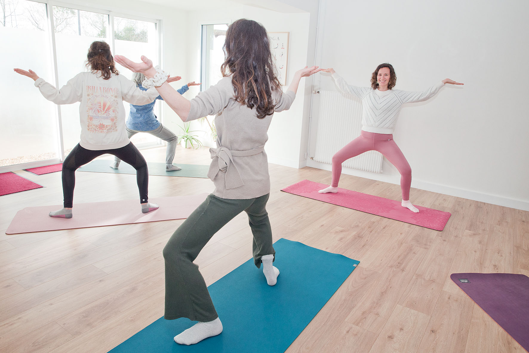 Yoga au féminin - Yoga prénatal - Yoga maman bébé
